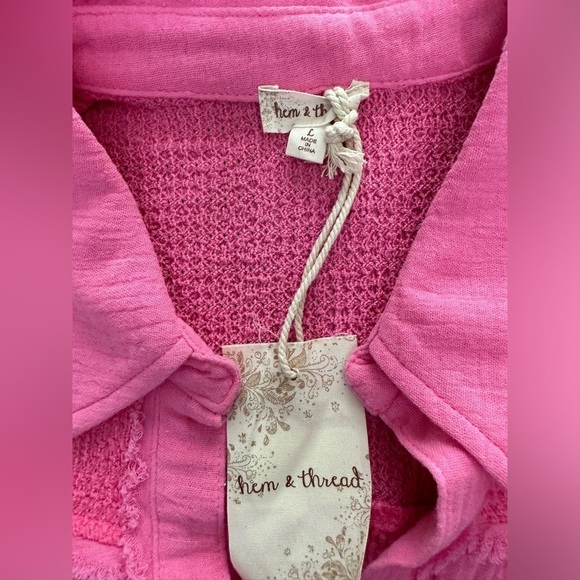 Hem And Thread V-Neck Pink  Sleeves Top Large NWT - Picture 10 of 11